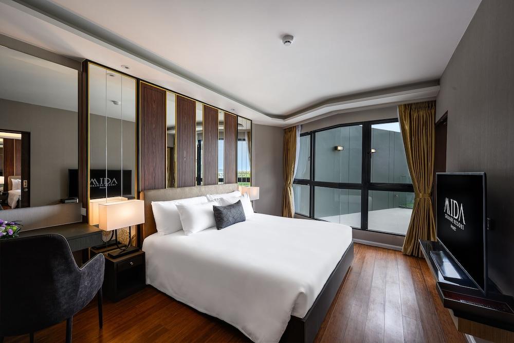 Mida Grande Resort Phuket Kültér fotó